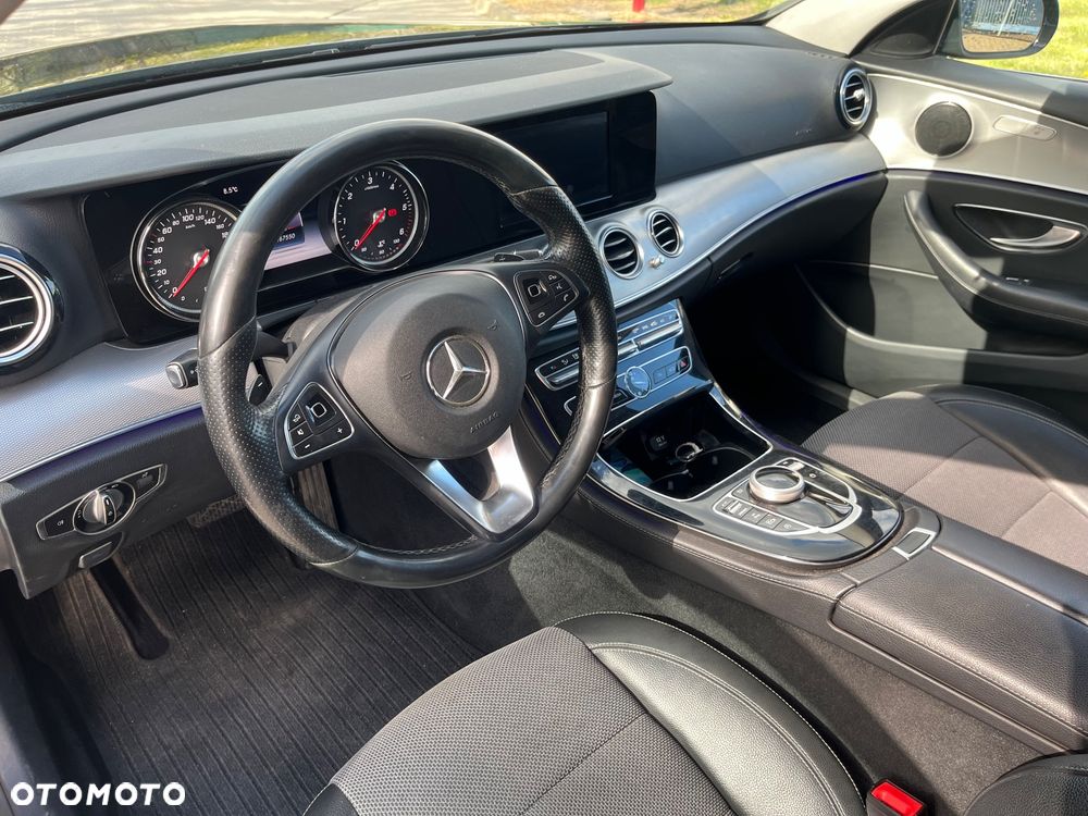 Mercedes-Benz Klasa E 220 d 9G-TRONIC Avantgarde - 11