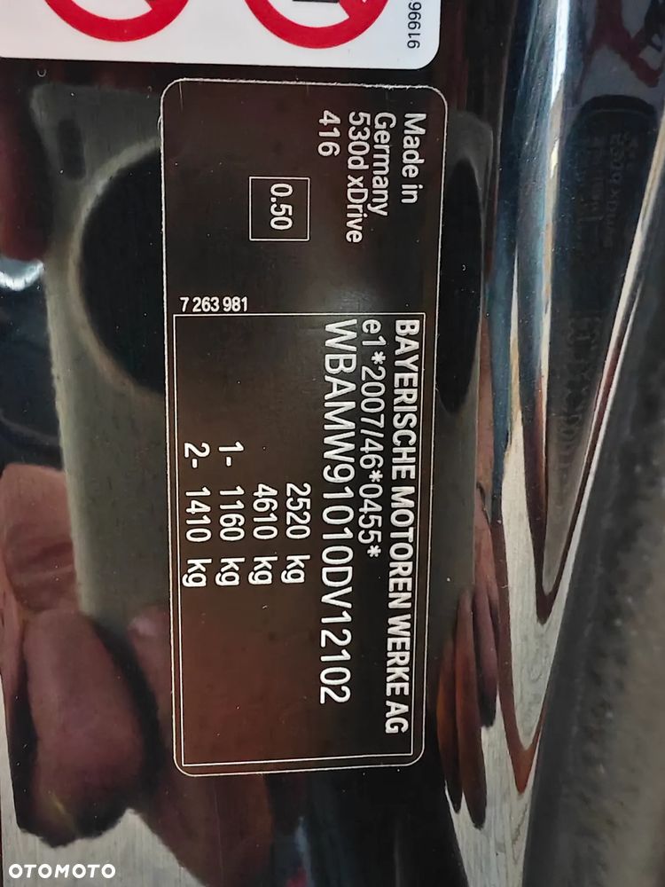 BMW Seria 5 530d xDrive Sport-Aut Modern Line - 27