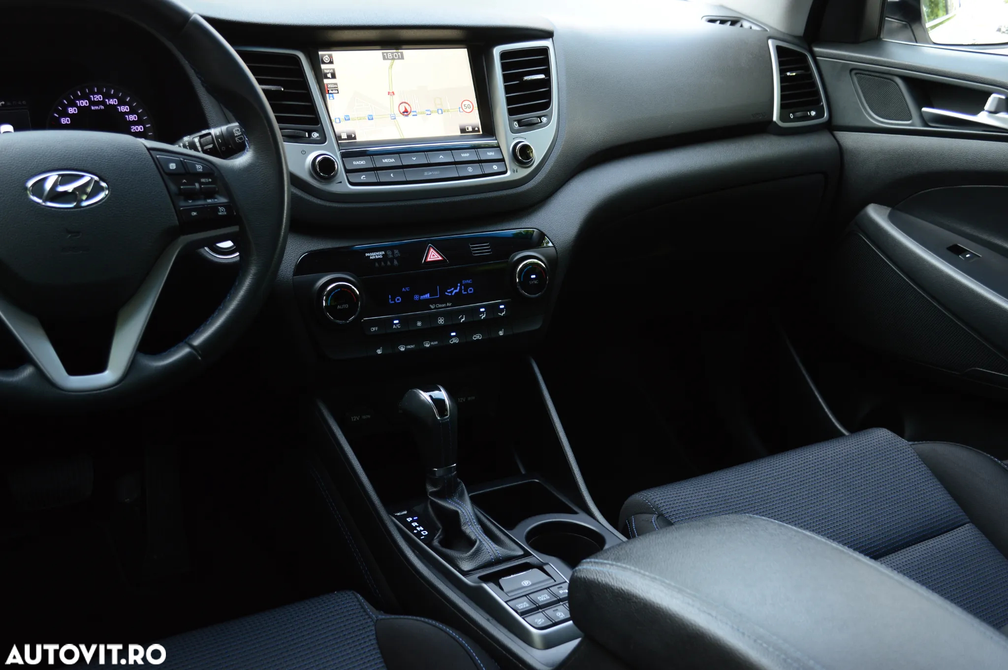 Hyundai Tucson blue 1.7 CRDi 2WD DCT Passion Plus - 36