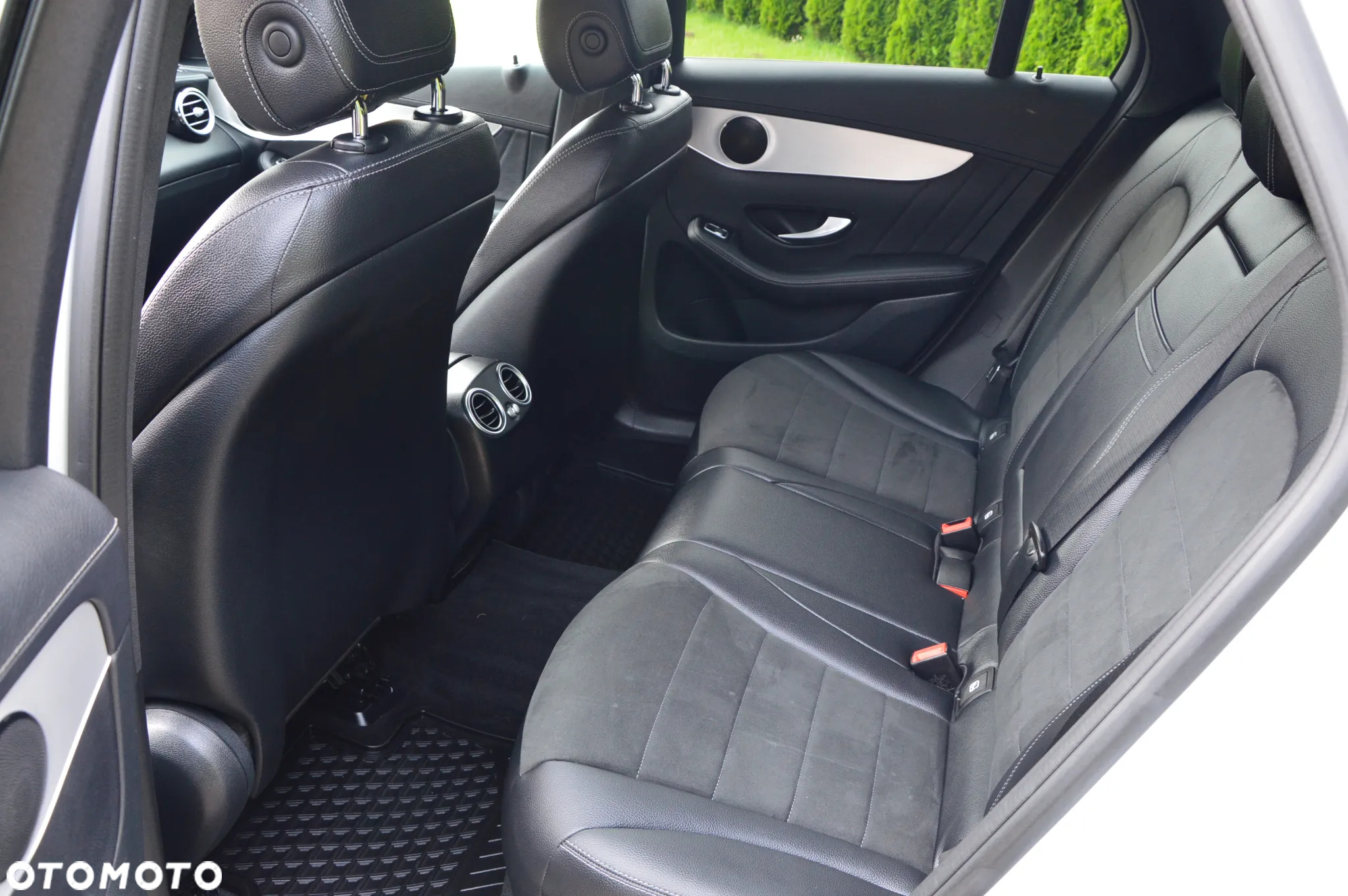 Mercedes-Benz GLC 250 4-Matic - 13
