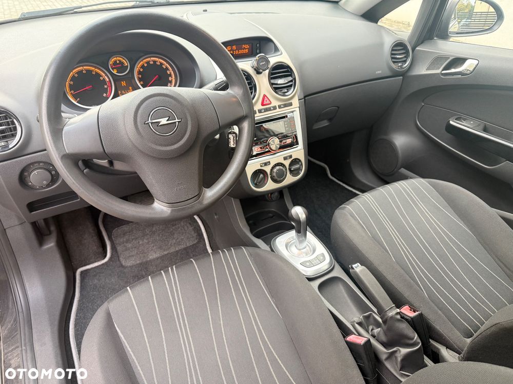 Opel Corsa 1.2 16V Silverline Easytronic - 8