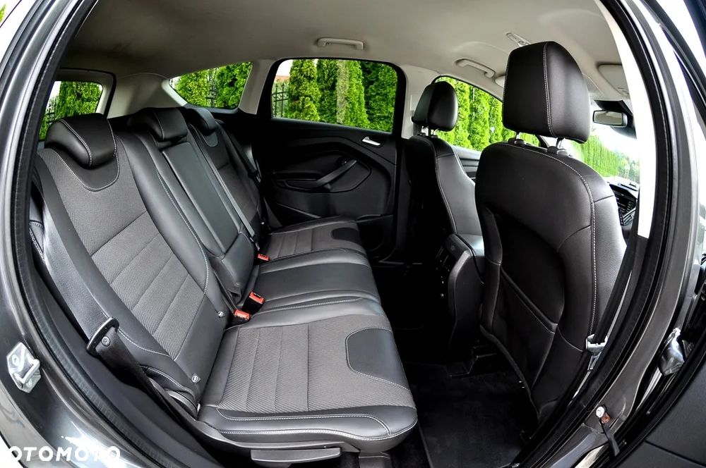 Ford Kuga 2.0 TDCi FWD Titanium - 19