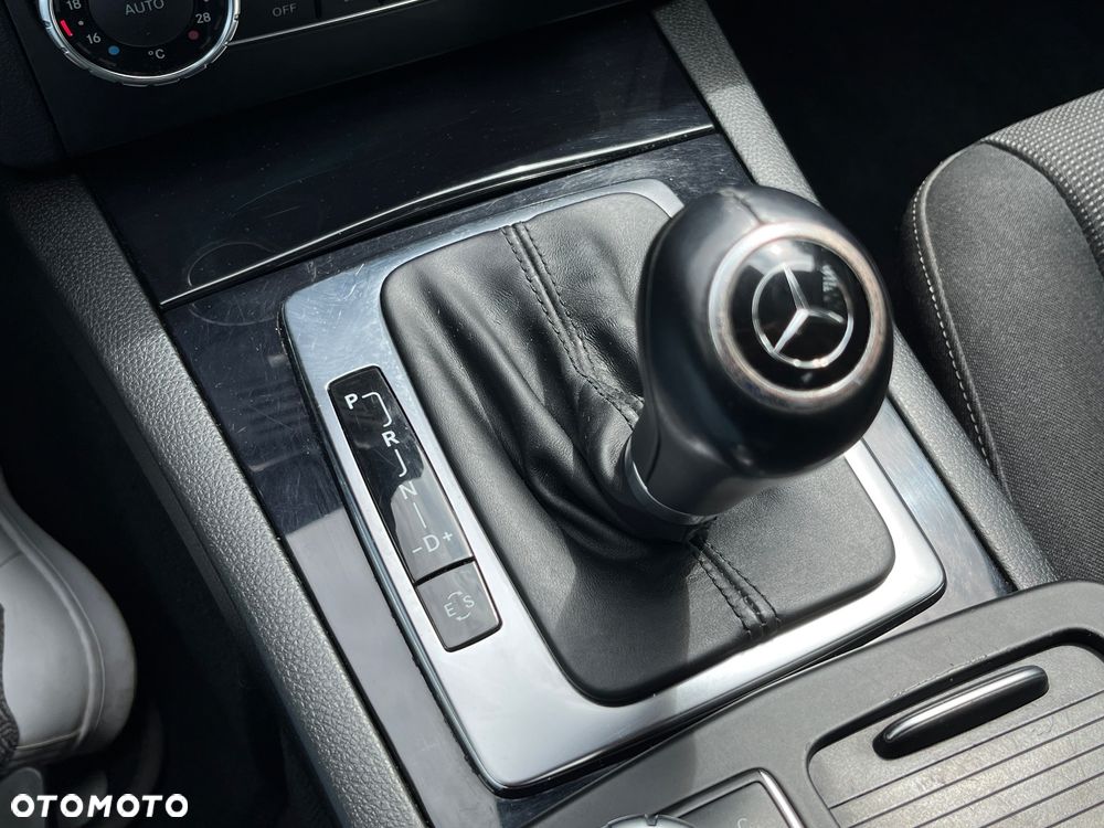 Mercedes-Benz Klasa C - 19