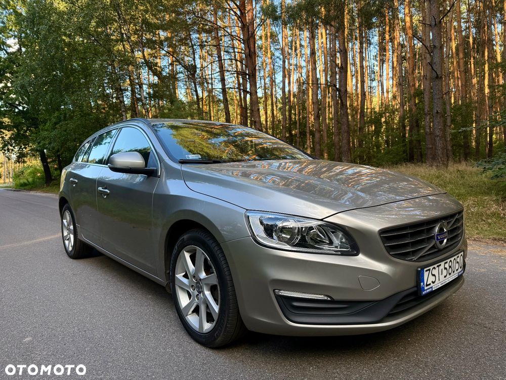 Volvo V60 D3 Momentum - 3