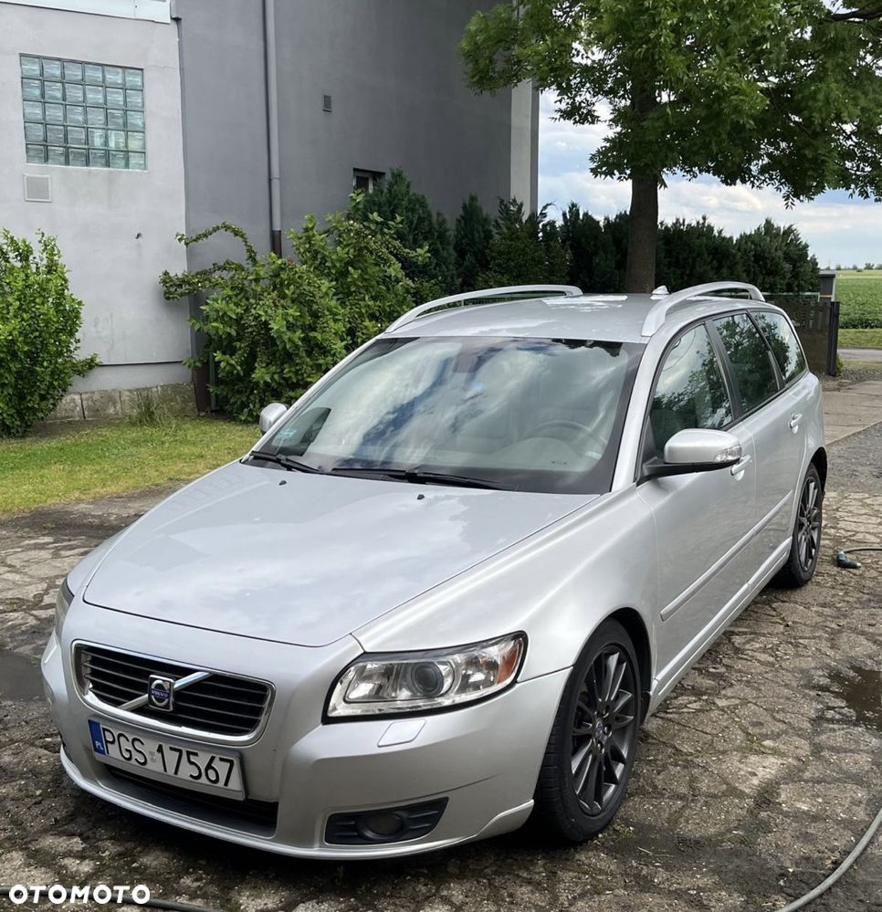 Volvo V50 - 1