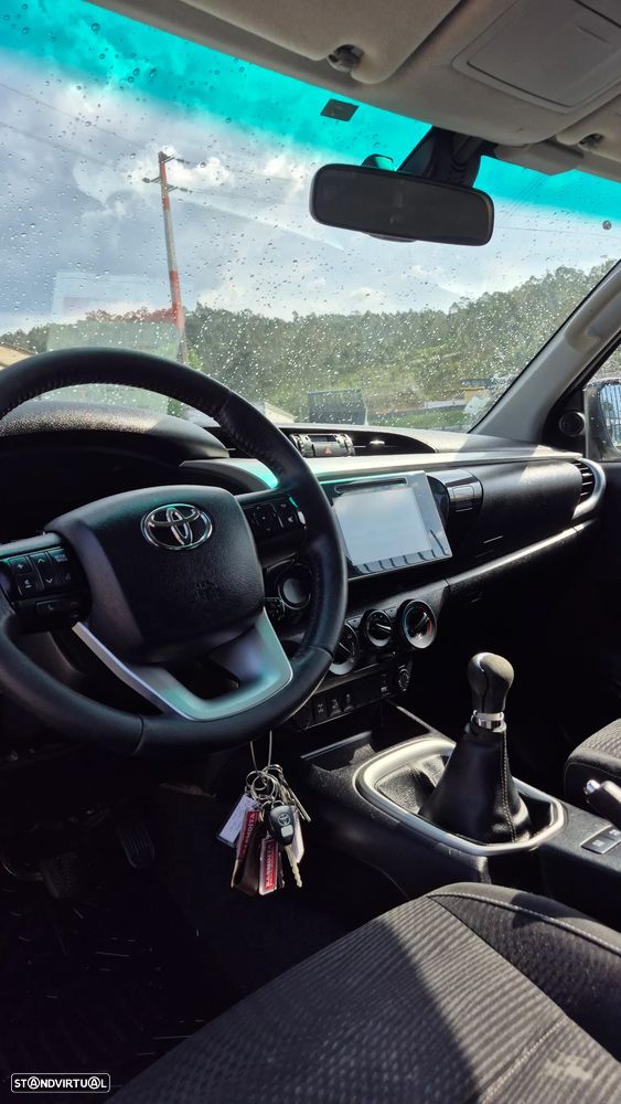Toyota Hilux - 9