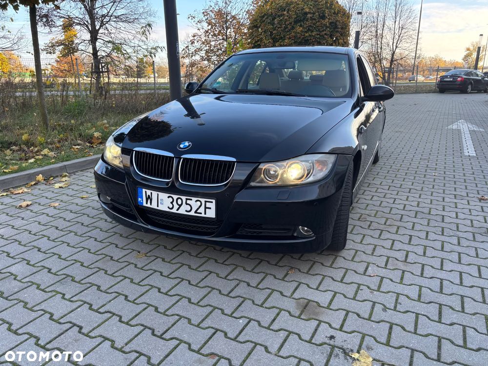 BMW Seria 3 320i - 7