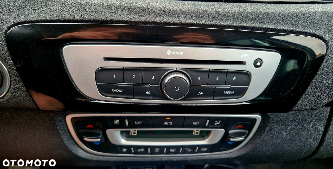 Renault Grand Scenic dCi 110 EDC Bose Edition - 35