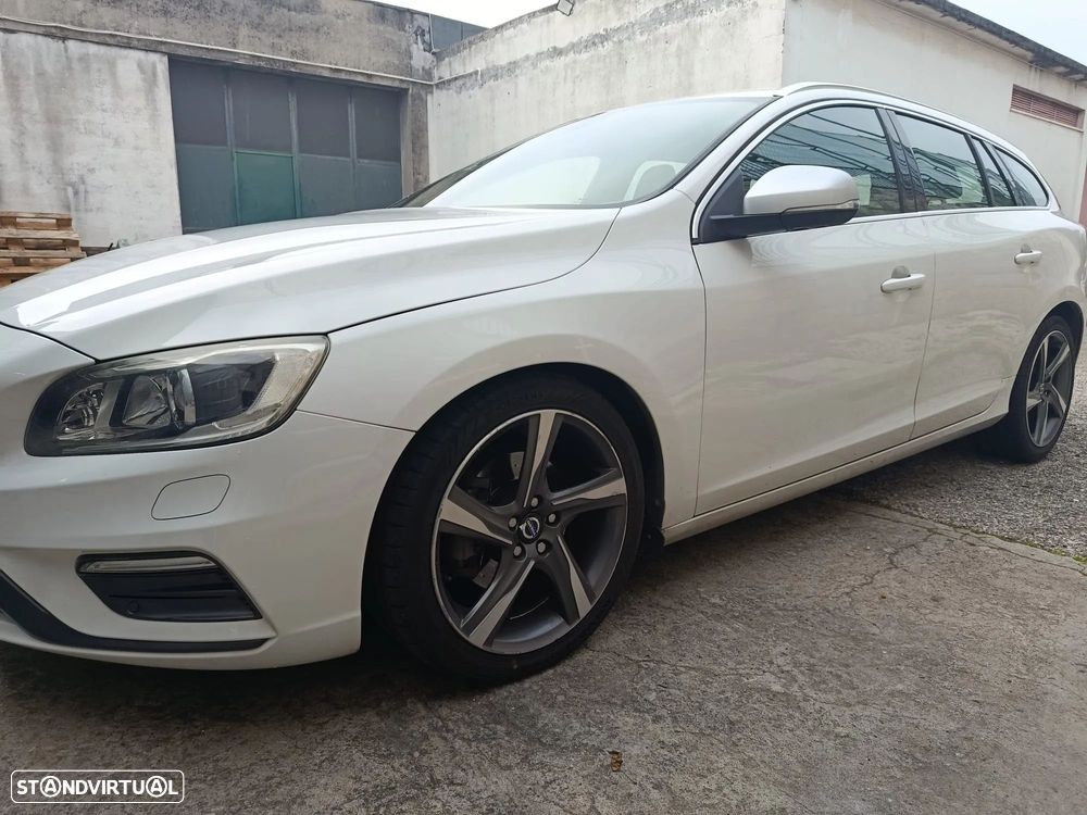 Volvo V60 2.0 D4 R-Design Momentum - 21