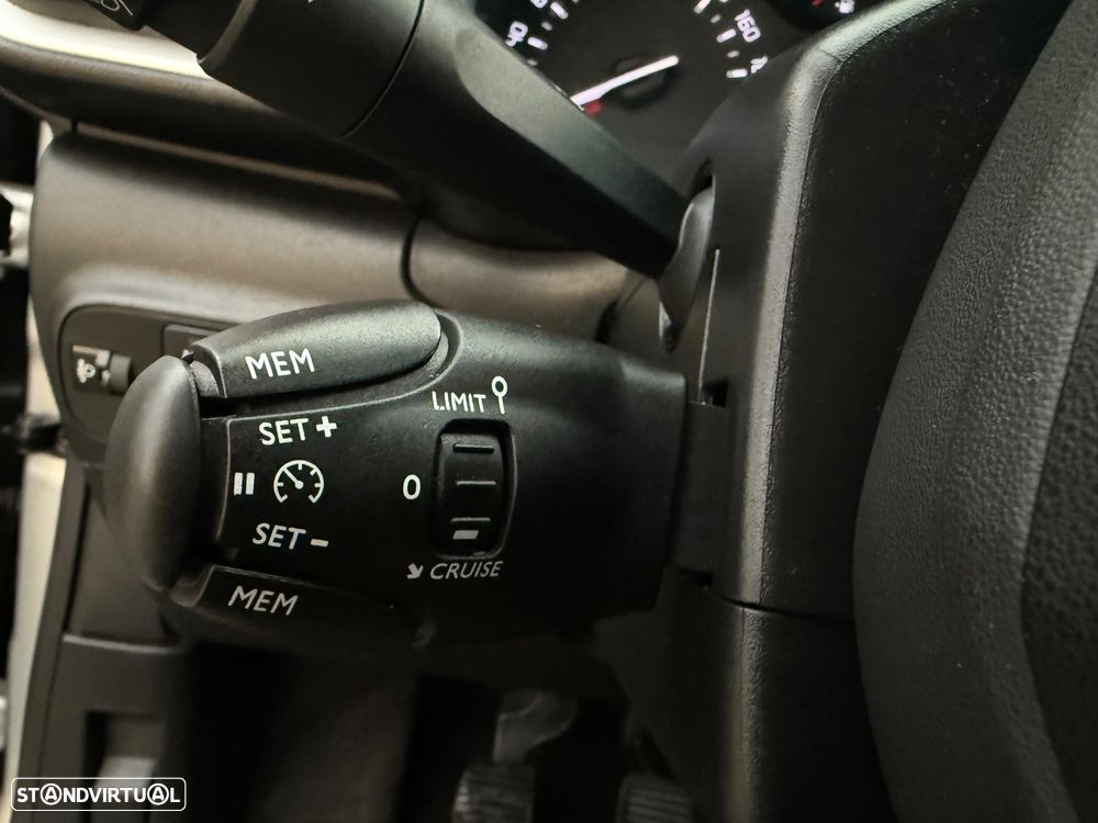 Citroën C3 1.2 PureTech Feel - 17