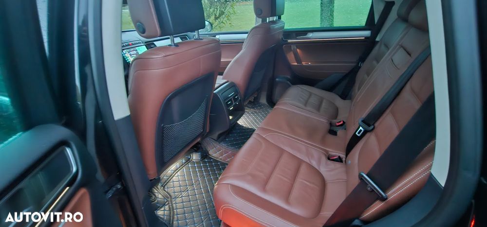 Volkswagen Touareg - 10