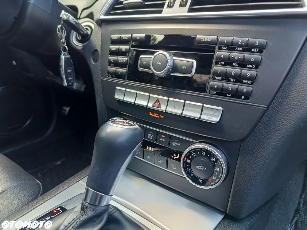 Mercedes-Benz Klasa C 350 (BlueEFFICIENCY) 7G-TRONIC Avantgarde - 11