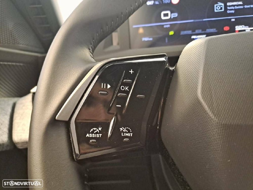 Peugeot 5008 1.2 Hybrid Allure e-DCS6 - 14