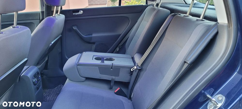 Volkswagen Golf Plus 1.6 FSI Goal - 8