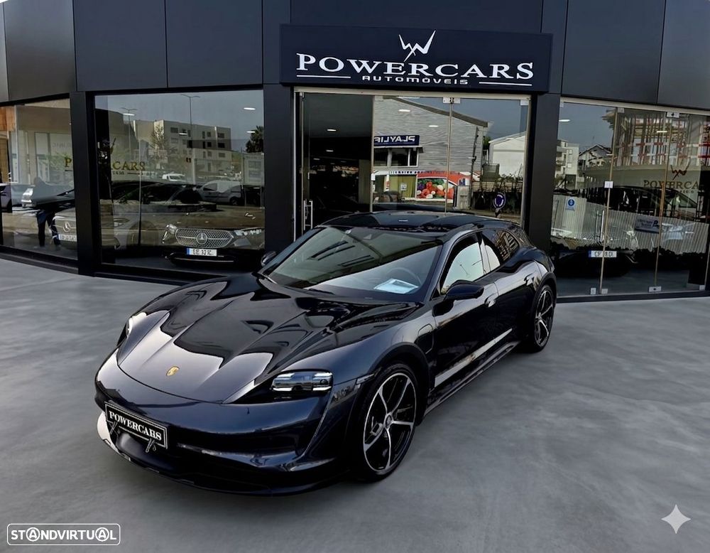 Porsche Taycan Cross Turismo 4 - 5