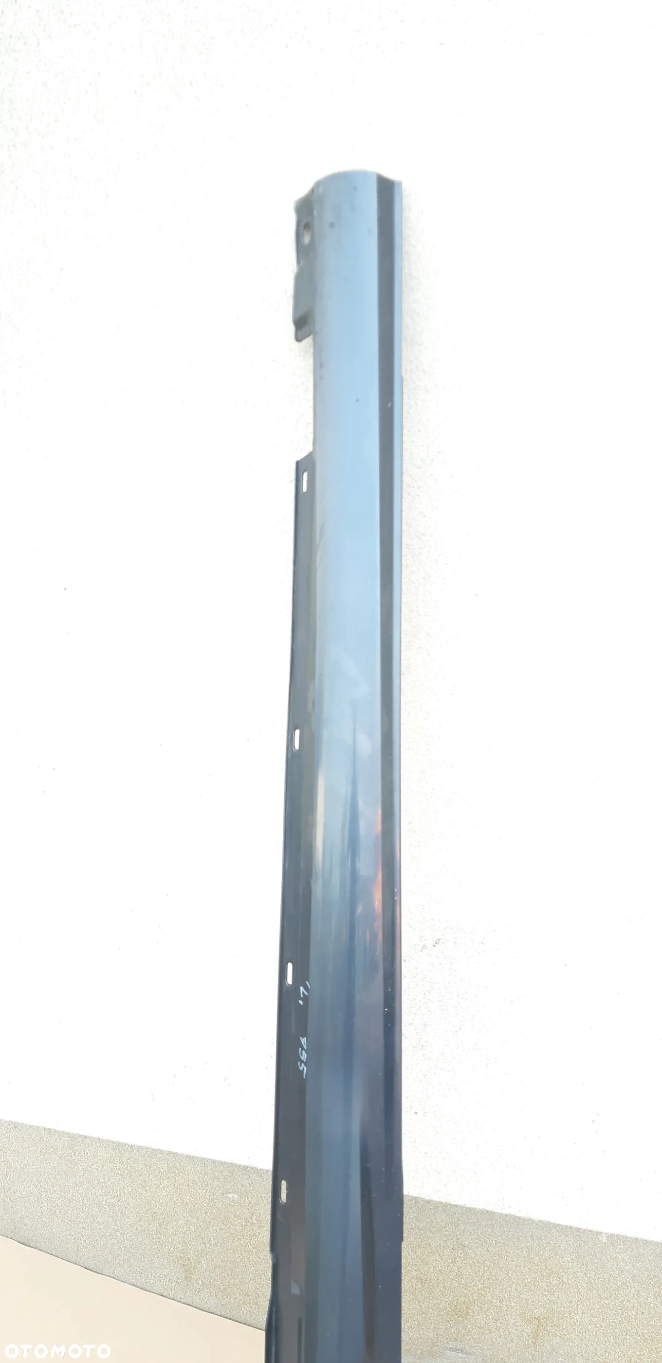 Listwa progowa lewa 755 A2046902540 Mercedes W204 2.2 diesel 2012r coupe - 4