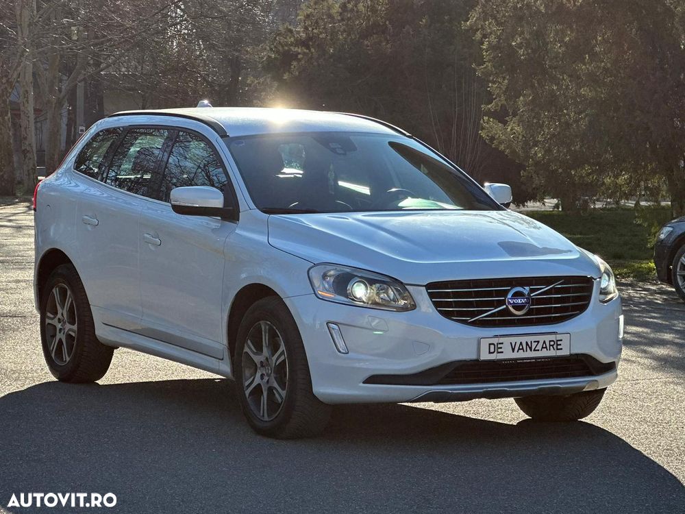 Volvo XC 60 D4 AWD Geartronic Momentum - 1