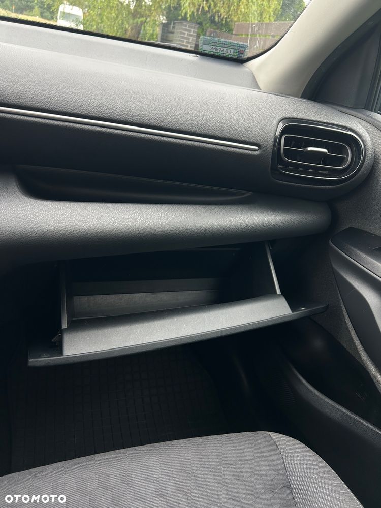 Toyota Yaris 1.5 Comfort - 20