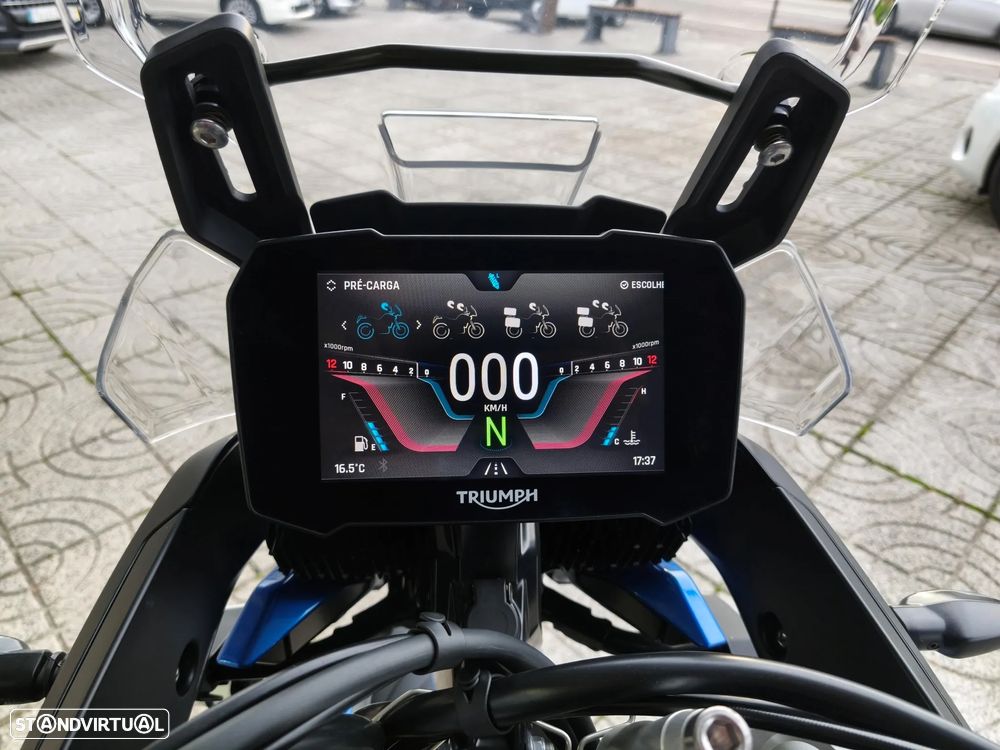 Triumph Tiger 900 GT Pro - 9