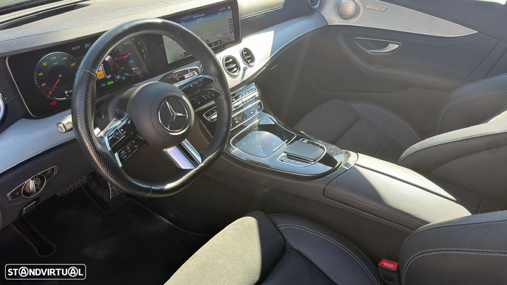 Mercedes-Benz E 300 de AMG Line 4Matic - 19
