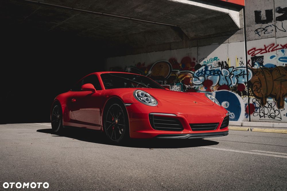 Porsche 911 Carrera 4S PDK - 5
