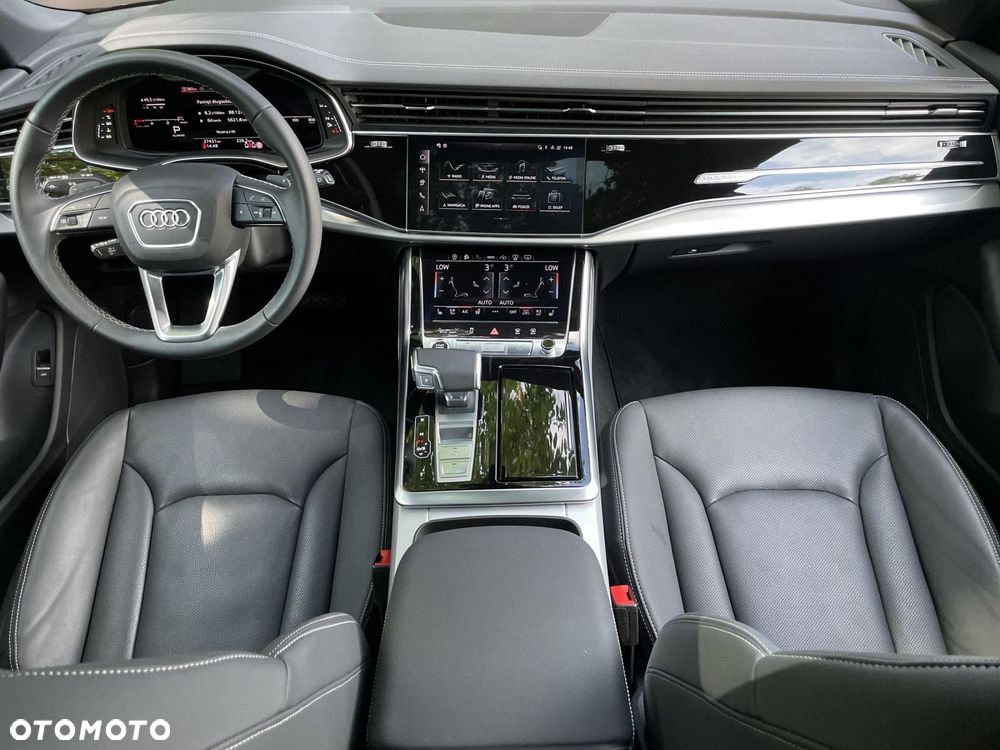 Audi Q8 - 13
