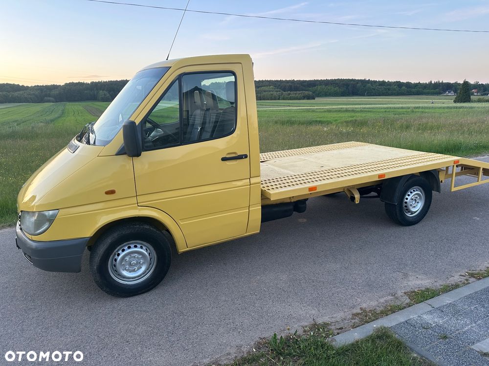 Mercedes-Benz Sprinter - 3