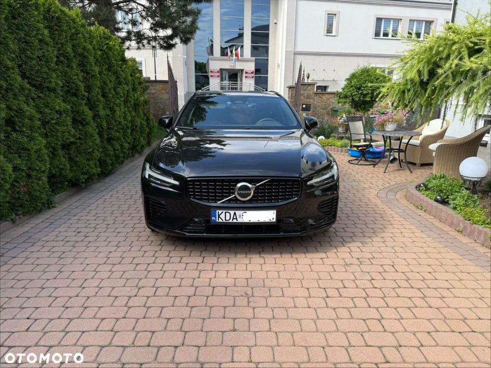 Volvo V60 T6 AWD Plug-In Hybrid Ultra Dark - 3
