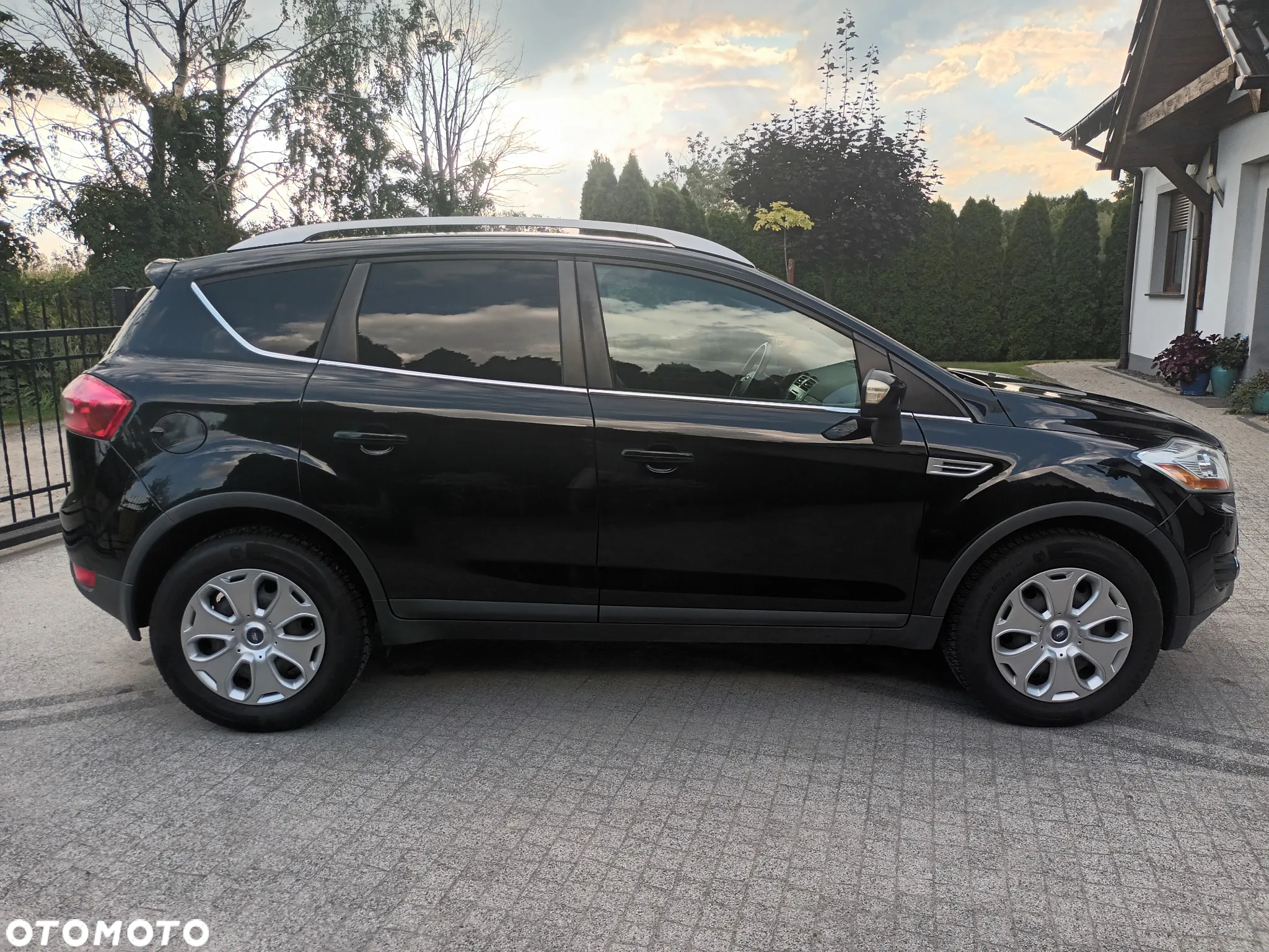 Ford Kuga - 5