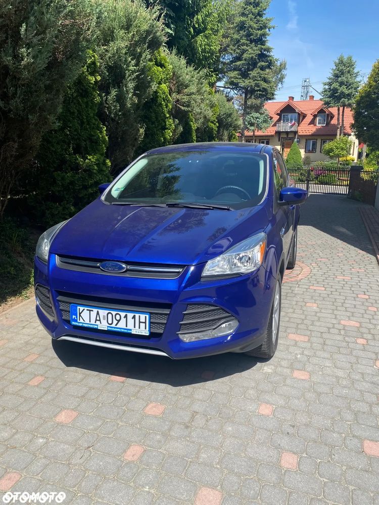 Ford Kuga - 1