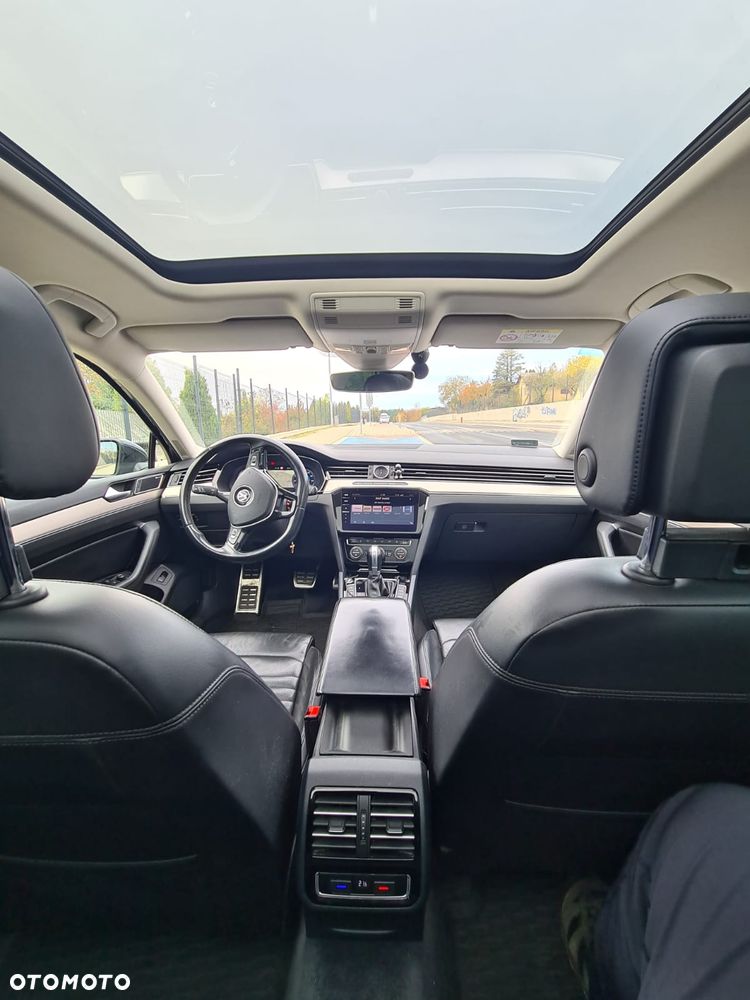 Volkswagen Passat 2.0 TDI Bi-Turbo BMT 4Mot Highline DSG - 10