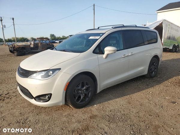 Chrysler Pacifica