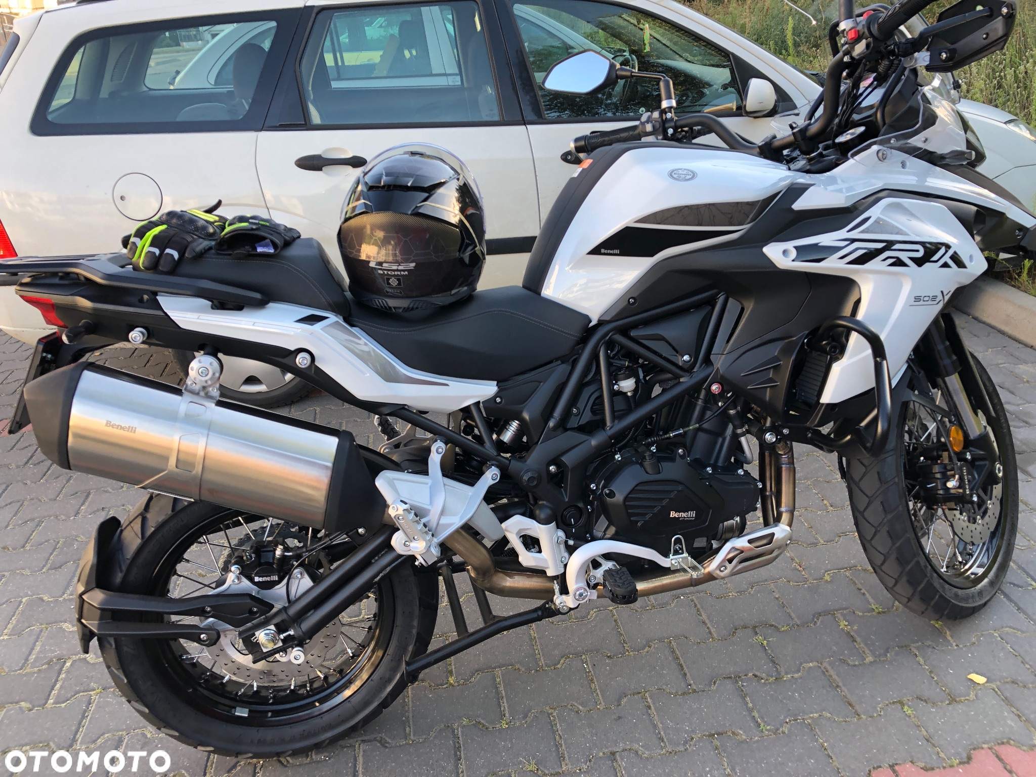 Benelli TRK 502X - 4