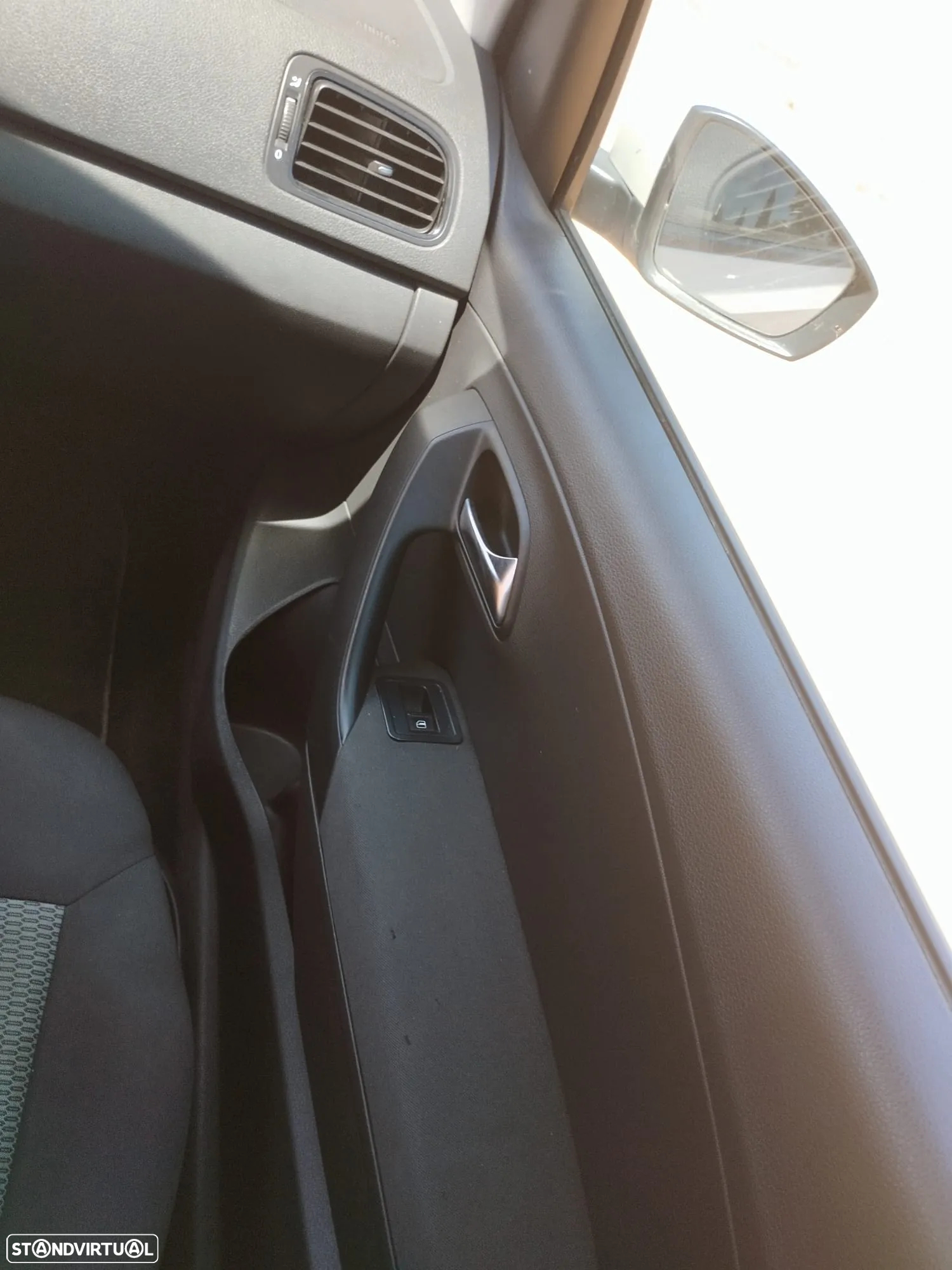 VW Polo 1.2 TDi Confortline - 9