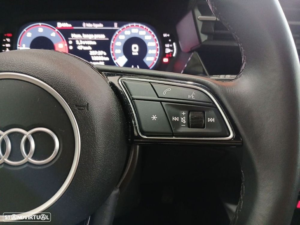Audi A3 Sportback 30 TDI S line - 18