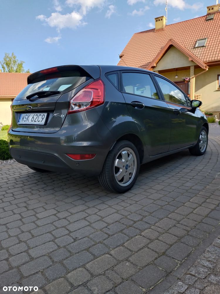 Ford Fiesta - 2