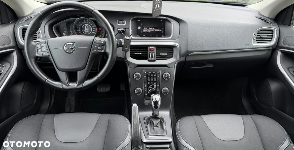 Volvo V40 D2 Geartronic Linje Svart - 12
