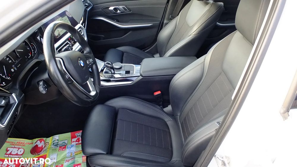 BMW Seria 3 320d Aut. Sport Line - 24