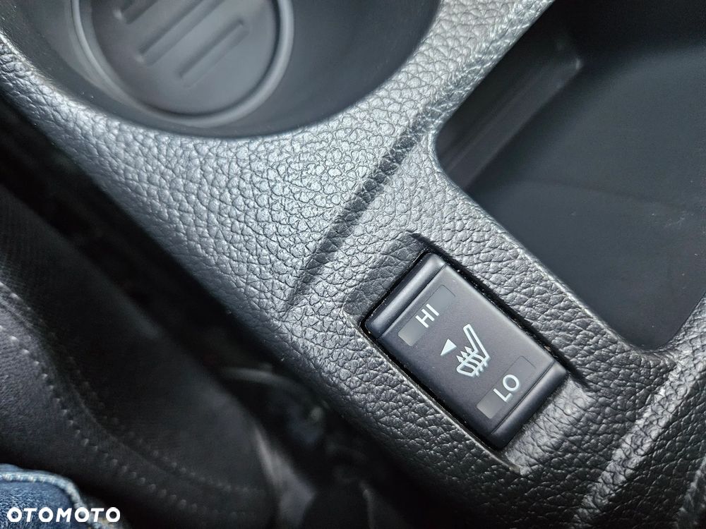 Nissan Qashqai 1.2 DIG-T N-Vision - 25