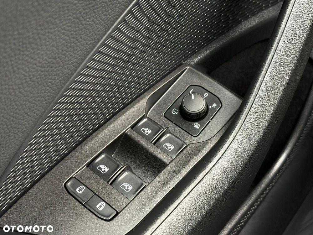 Skoda Octavia 1.5 TSI mHEV Sportline DSG - 36