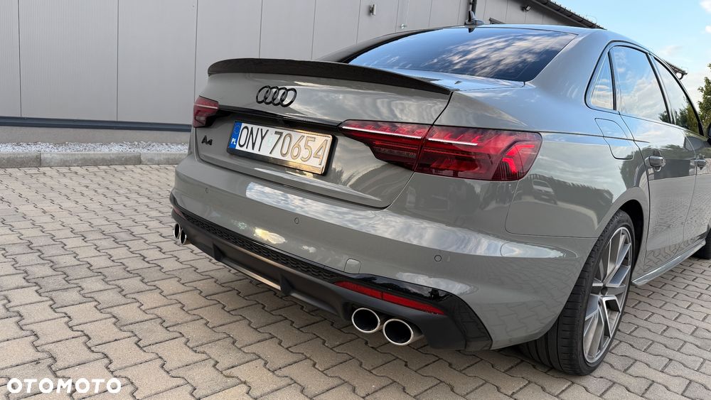 Audi A4 Limousine 45 TFSI quattro S tronic S line - 11