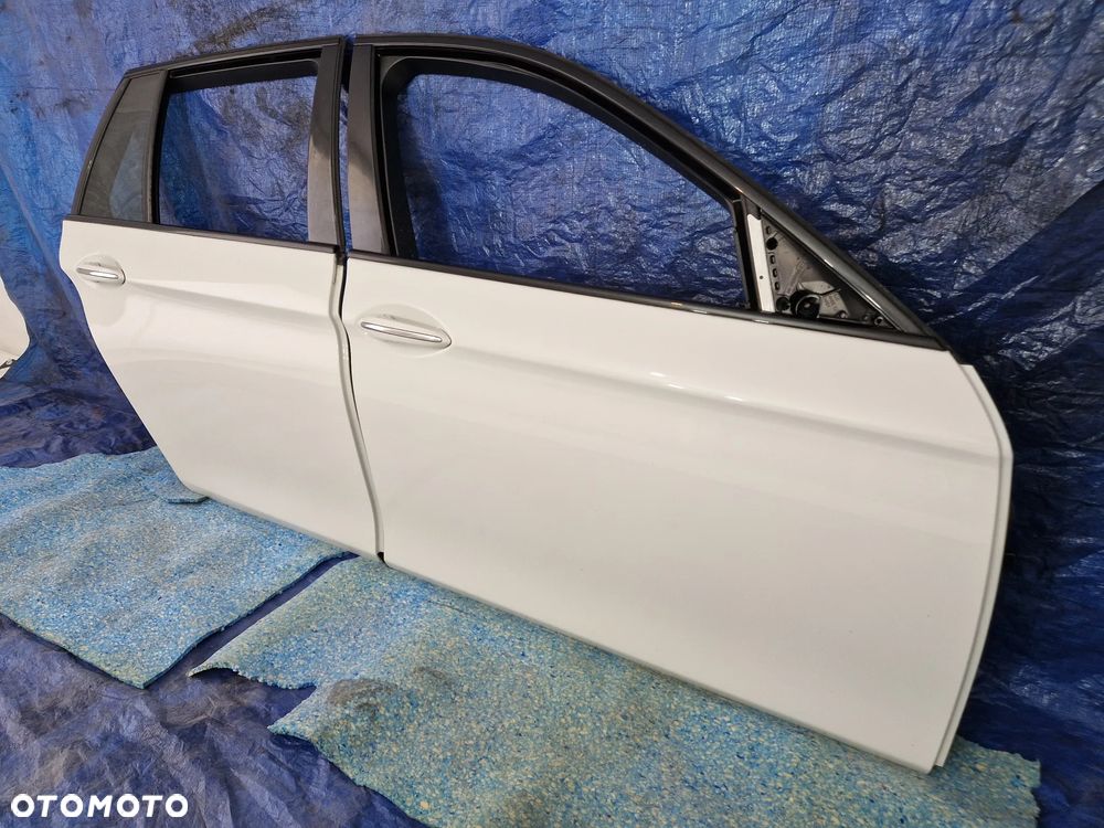 BMW F10 F11 Drzwi Prawe przednie A300 ALPINEWEISS Kompletne - 3