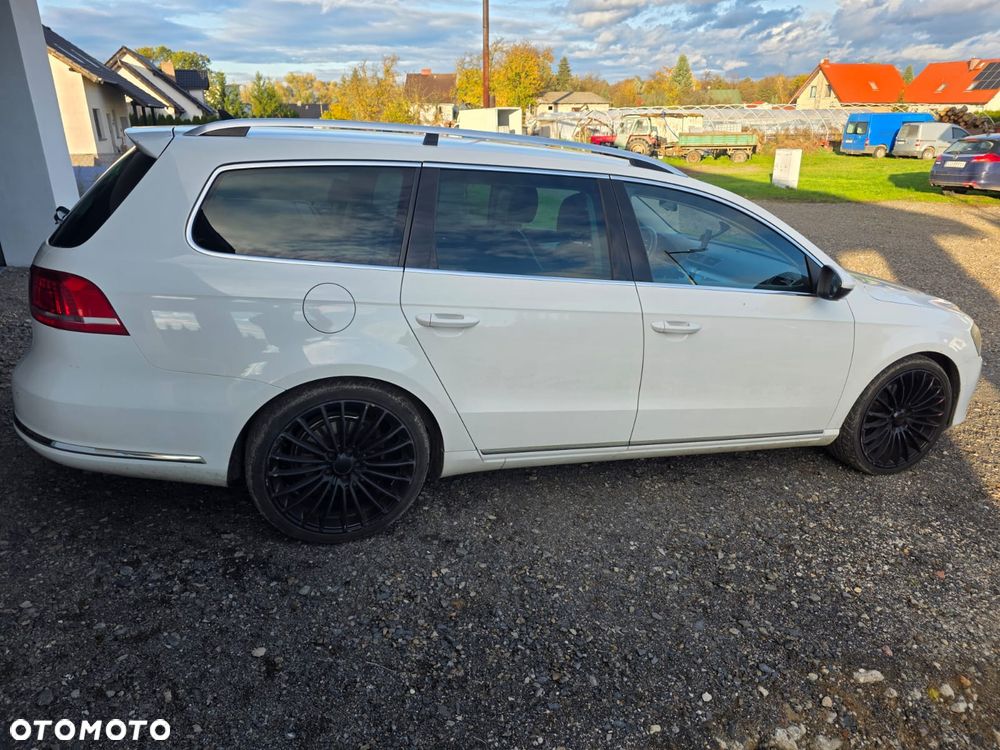 Volkswagen Passat 2.0 TDI Highline - 4