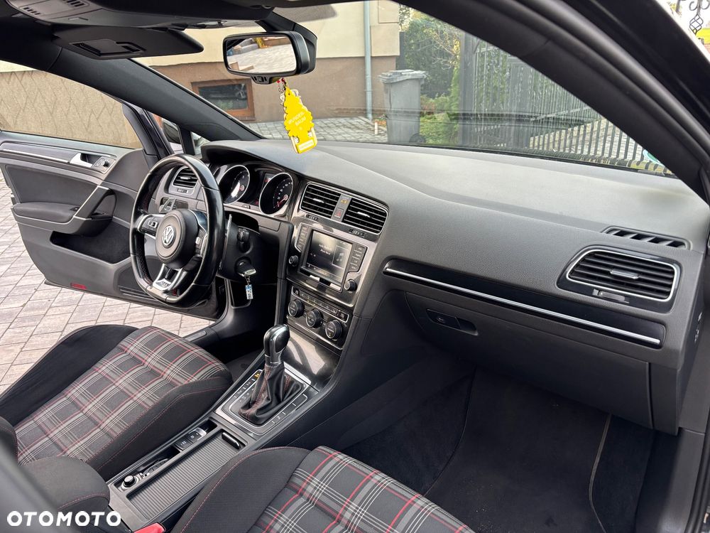 Volkswagen Golf 2.0 TSI BMT GTI DSG - 21