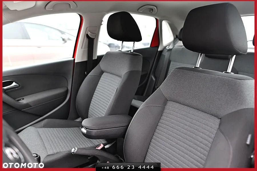 Volkswagen Polo 1.2 Comfortline - 21