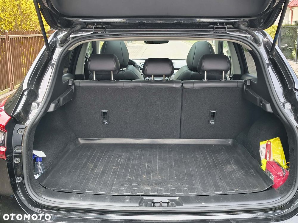 Nissan Qashqai 1.6 DIG-T Tekna - 19