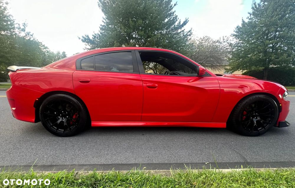 Dodge Charger 6.4 Scat Pack Widebody - 3