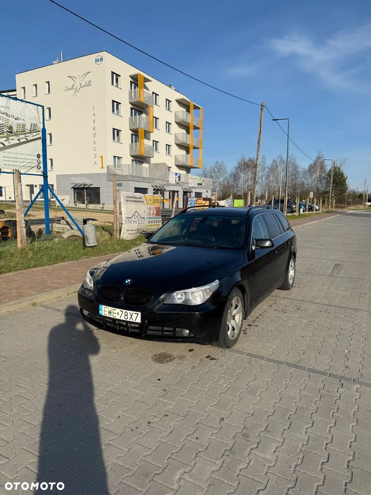 BMW Seria 5 525d - 2