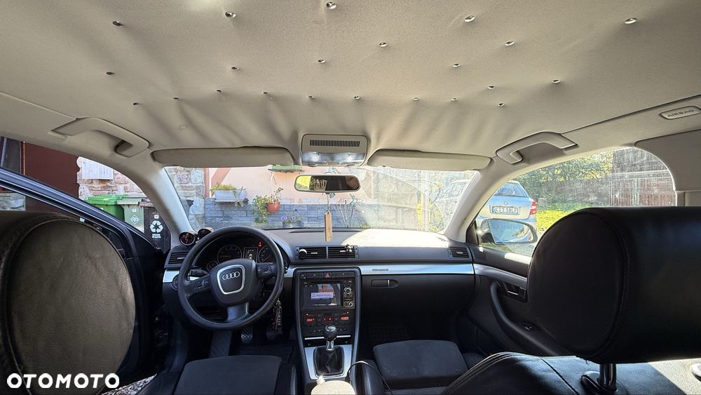 Audi A4 Limousine - 6