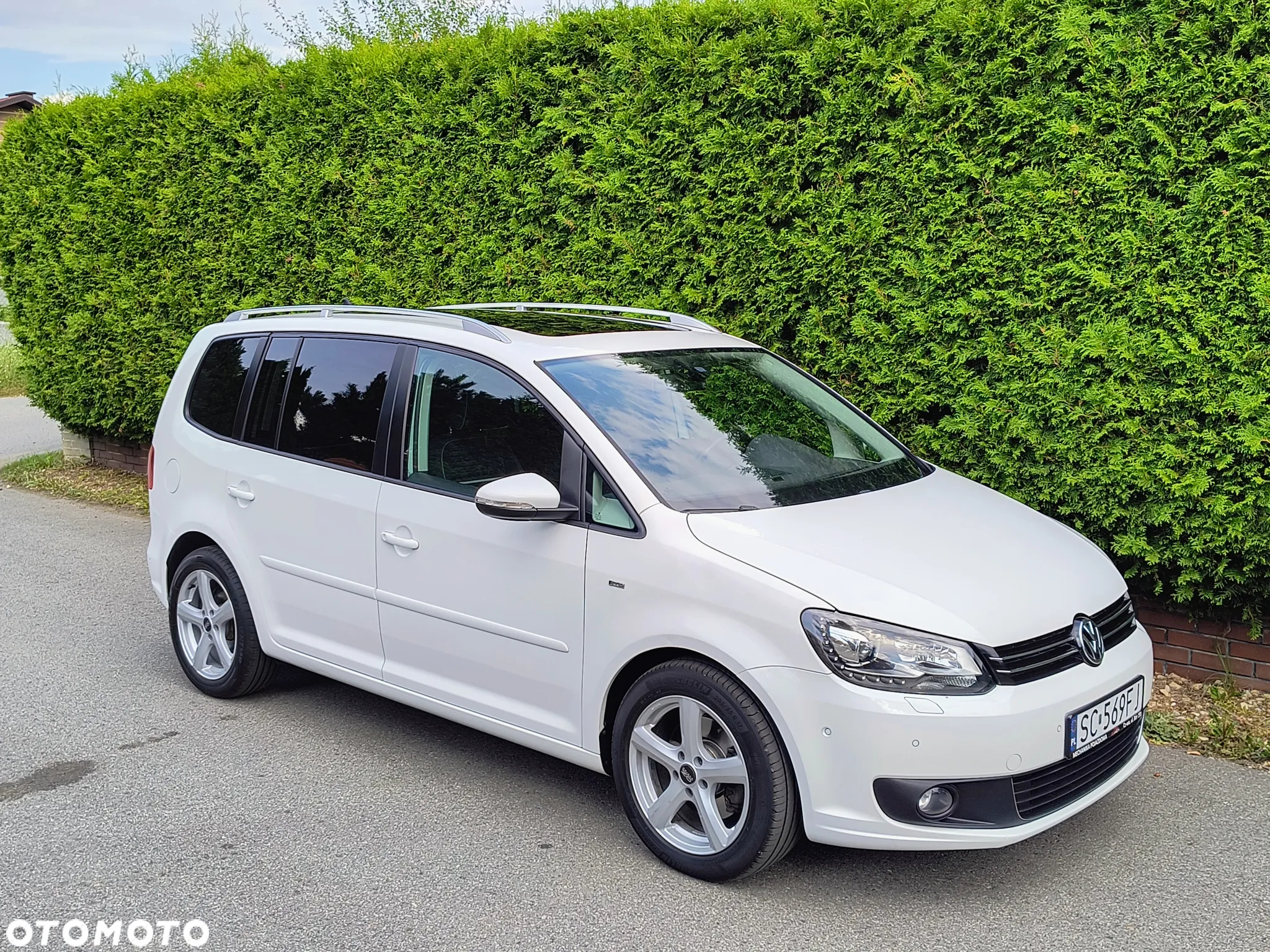 Volkswagen Touran 1.4 TSI DSG Cup - 6